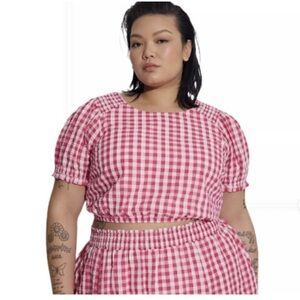 TORRID Red and White Ginghamโ Crop Top 3X Plus Retro chic Picnic Cottagecore
